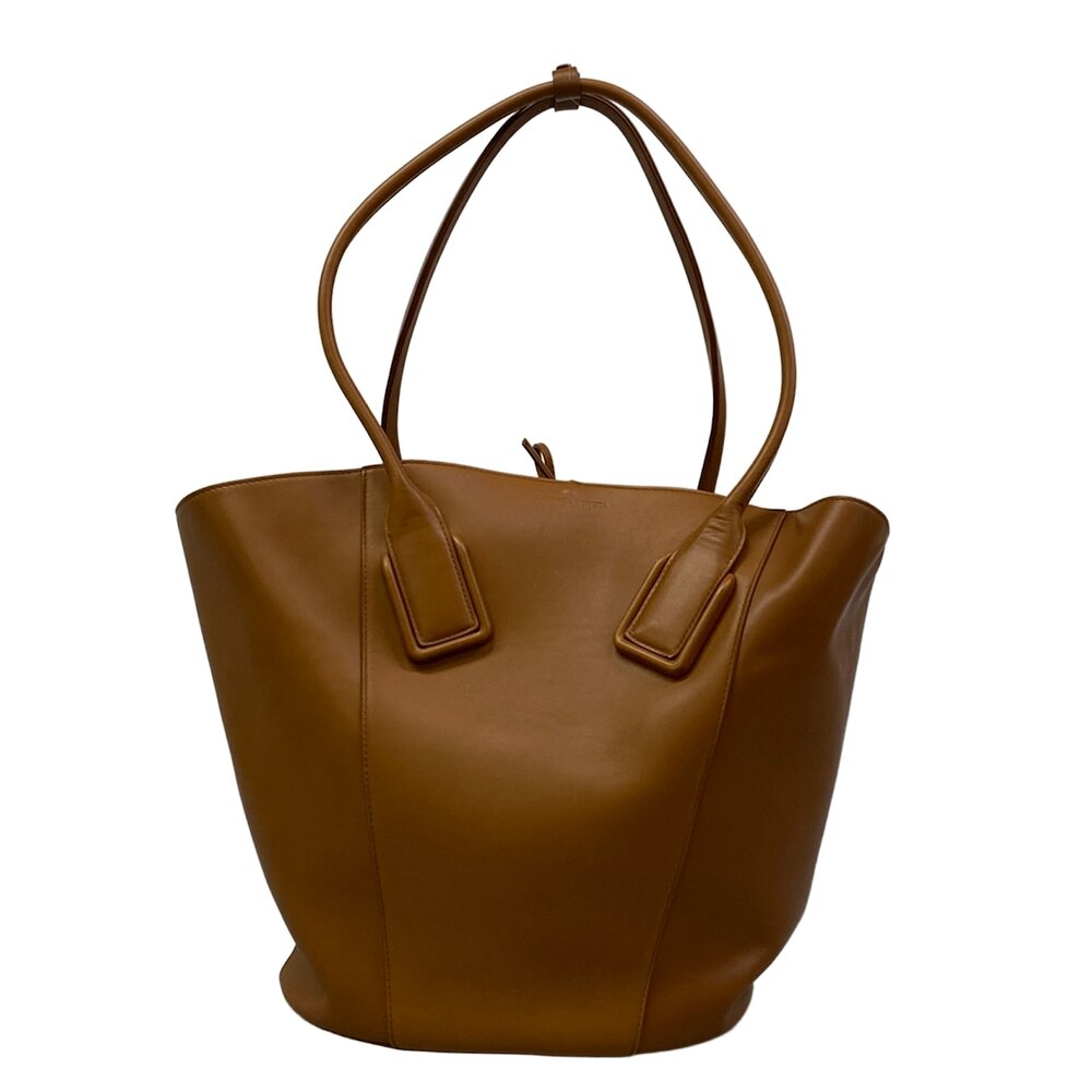 Bottega Veneta Basket Medium Tote Bag